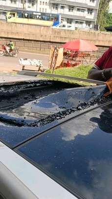 Sunroof glass replacement image 2