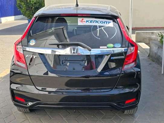 HONDA FIT HYBRID ,2020,2WD,( WE ACCEPT HIRE PURCHASE) image 6