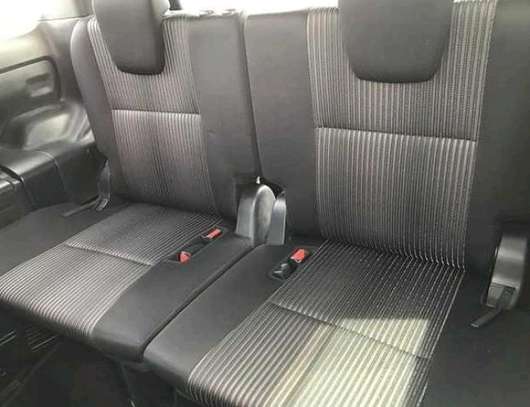 Toyota Voxy Black Si grade 2018 image 7