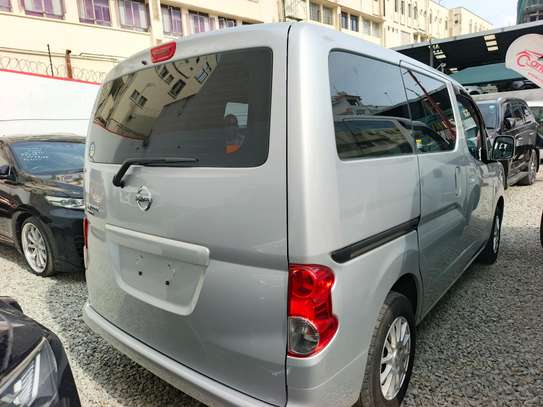 Nissan Nv200 silver Gl image 11