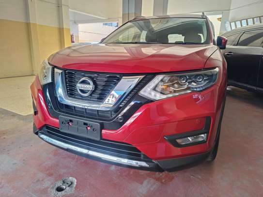 Nissan X-Trail Red Sunroof hybrid 2018 image 9