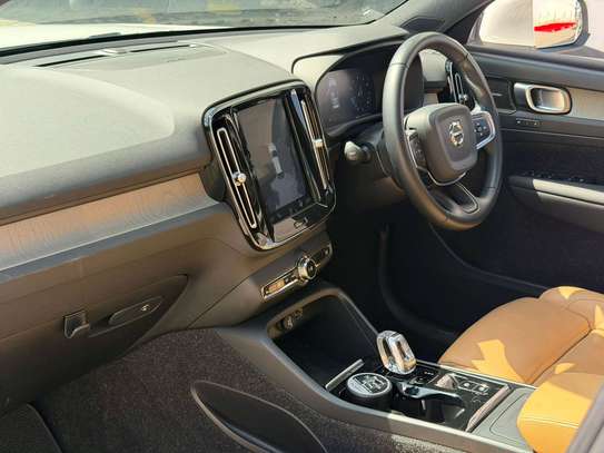 VOLVO XC40 ,2019,(WE ACCEPT HIRE PURCHASE,DEPOSIT 2M) image 10