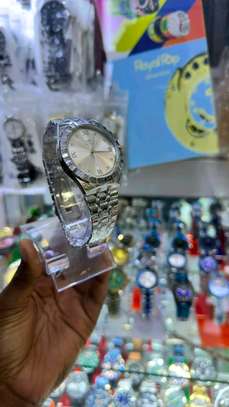 Willande watches image 4