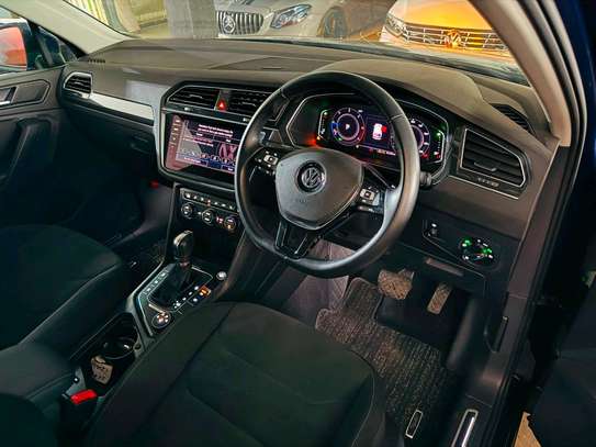 VOLKSWAGEN TIGUAN 4MOTION 2019MODEL DIESEL image 10