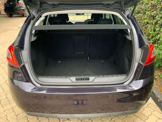 Fresh Import Peugeot 308 1.6L image 11