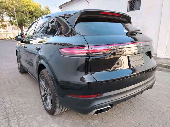 Porsche Cayenne image 5