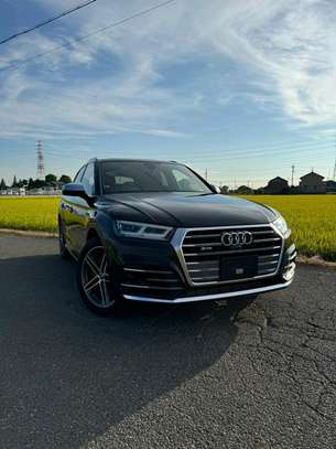 Audi Q5S S-line Sunroof 2018 black image 3