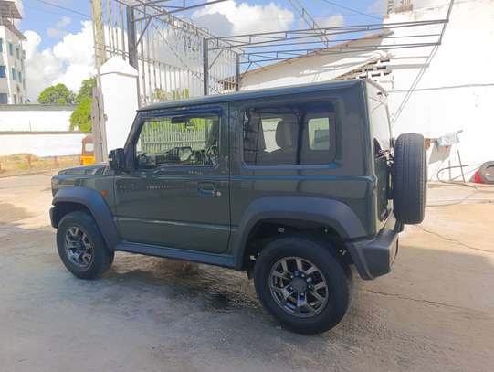 Suzuki Jimny 4x4 Compact SUV Olive Green 2019 image 11