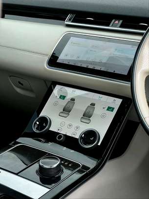 RANGE ROVER VELAR R-DYNAMICS 2018MODEL DIESEL image 9
