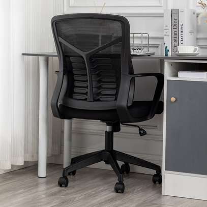 Office Chair : Black Modern Office Chair  In Rodwa image 9