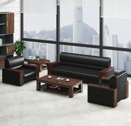 Leather 5 Seater Waiting Office Sofa image 4