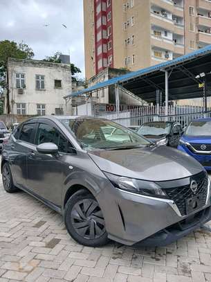 Nissan Note epower grey 2020 image 2
