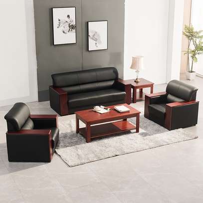 Office Sofas : 5-Seater Leather Office Sofa image 6