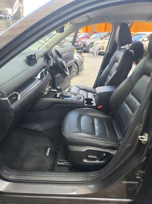 MAZDA CX5 PETROL 2500CC 2019MODEL image 8