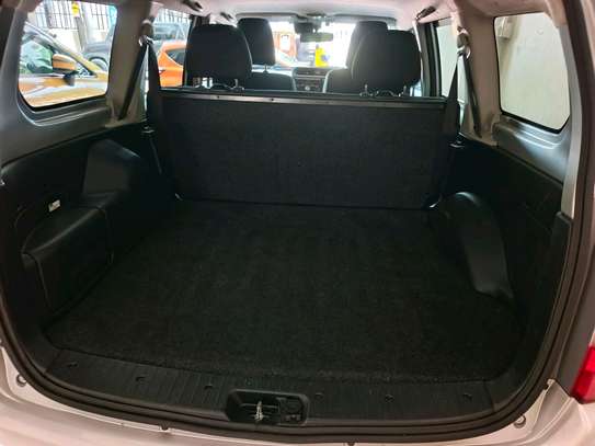 Toyota succeed TXG hybrid image 11