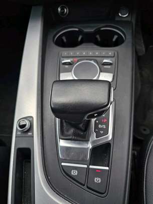 Audi A5 TFSI Quattro Grey 2018 image 5
