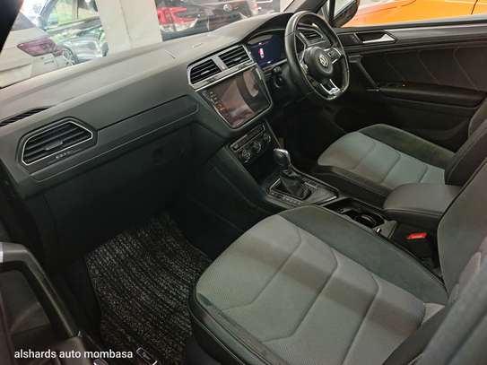 Volkswagen Tiguan 1400 image 8