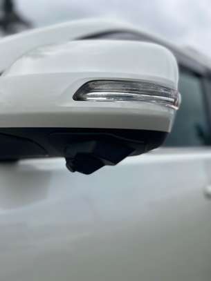 Toyota land Cruiser Prado TX-l diesel 2019 image 2