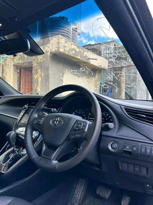 Toyota harrier metallic black image 12