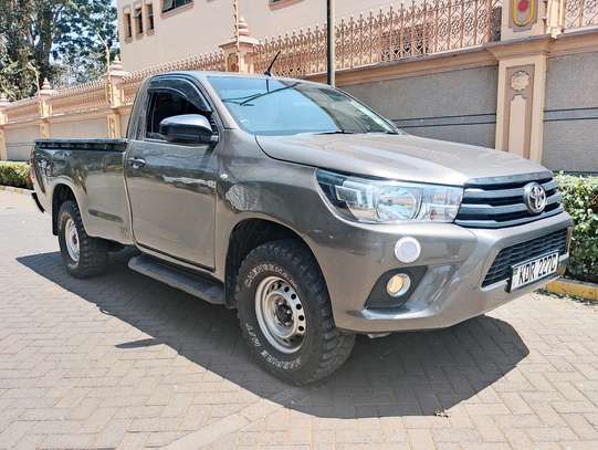 TOYOTA HILUX SINGLE CAB MANUAL LOCALLY ASSEMBLED DIFFOCK image 11