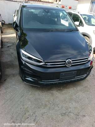 Volkswagen Touran image 4