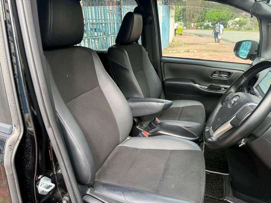 Toyota Noah black wxb 2019 2WD image 7