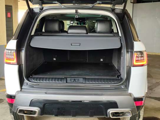 RANGE ROVER SPORT 2019 3000CC DIESEL 134,000 KMS image 5