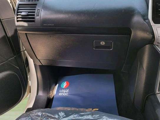 Toyota land cruiser prado image 10