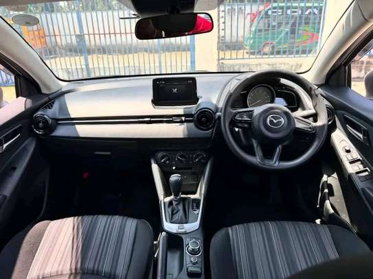 Mazda 2 Silver Hatchback Compact Efficient City Car image 4