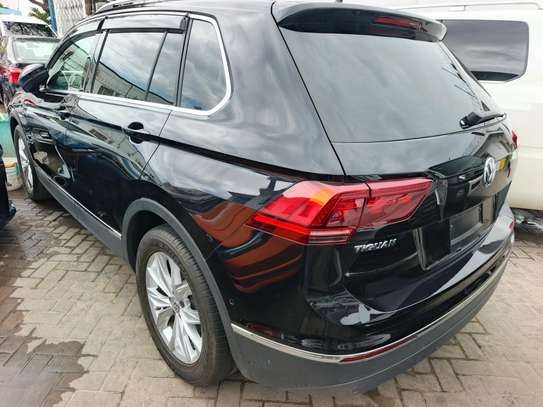 Volkwagen Tiguan image 9