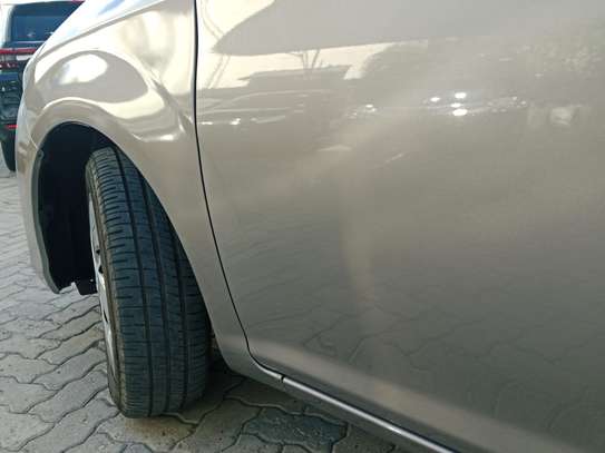 Toyota axio G grade 2019 Gold image 9