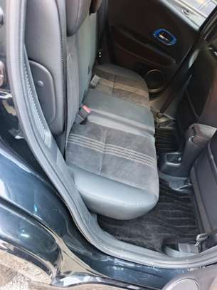 Honda vezzel  Rs blackl image 2