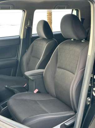 TOYOTA RUMION 2014MODEL image 10