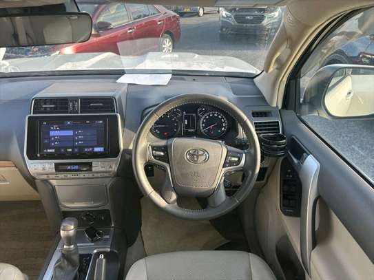 LANDCRUISER PRADO,2019,PETROL image 8