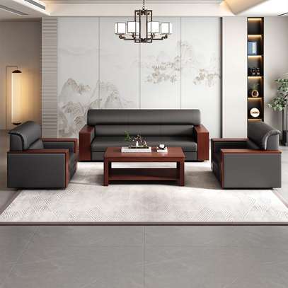 Office Sofas : 5-Seater Leather Office Sofa image 2