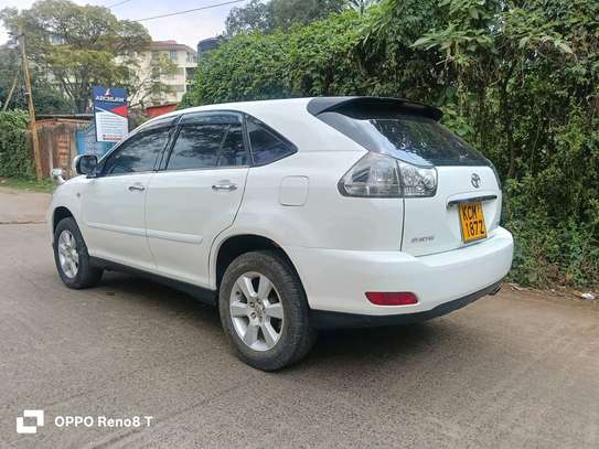Toyota Harrier White SUV Reliable Comfortable Ride image 5