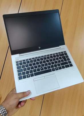 HP EliteBook 840 G3 image 2