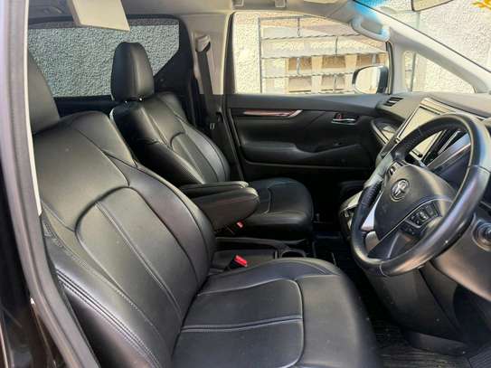 Alphard 2018 model image 2