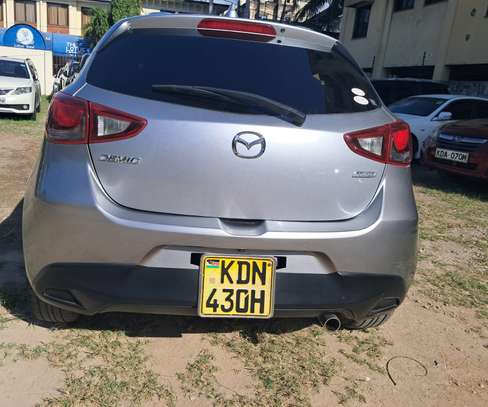 Mazda Demio image 5
