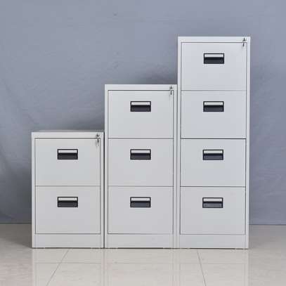 Office cabinet:  3-Drawer Lateral Office File Cabinet image 5