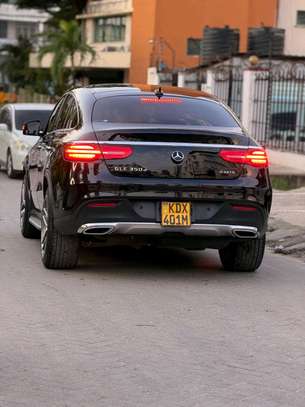 Mercedes Benz GLE350d 2018 image 5