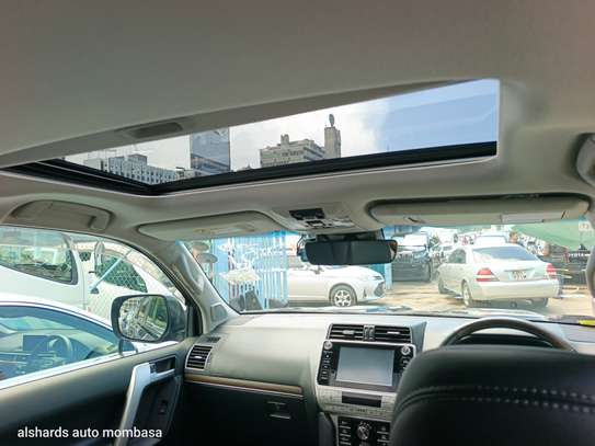 Toyota Landcruiser TZG image 9