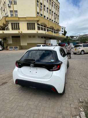 2020 TOYOTA YARIS 1000CC image 16