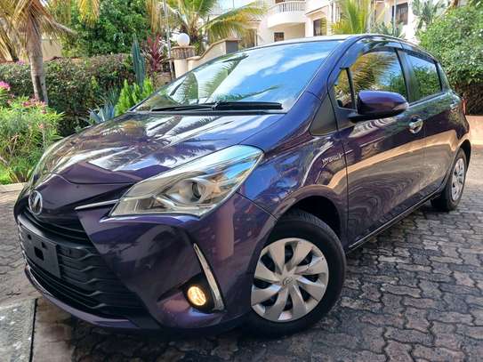 Toyota vitz image 3