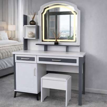 Modern Vanity Dressing Table With Led Lights image 5