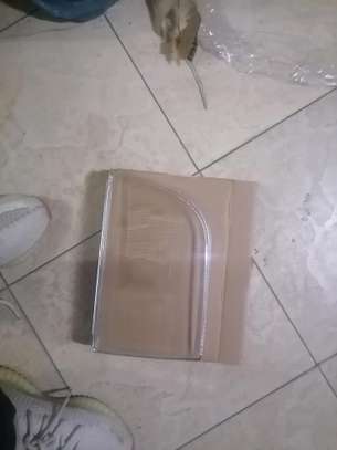 Head glass/shark/5l/hiace image 3