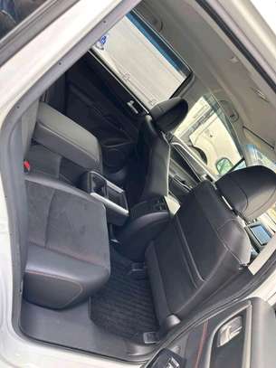 Honda Jade White Leather seats RS 2018 image 4