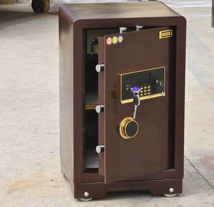90 KGS Fireproof Safe image 4