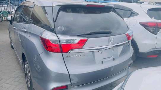 Honda shuttle 2018model image 3