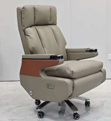 Director's Leather High Back Office Chair image 6